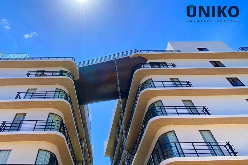 1 Block To The Beach 2Br 6Pax Rooftop Pool King Bed Плая-дель-Кармен Экстерьер фото